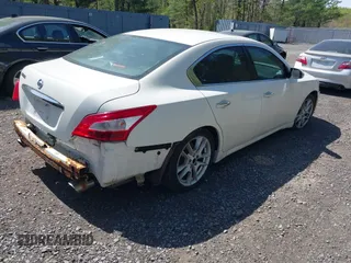 2009 Nissan Maxima SV with VIN 1N4AA51E79C861010, listed as a IAAI auction lot 42135001 with 154,557 mi miles and . Bid and sale history available at DreamBid. Image 4.