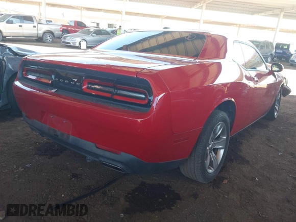 2016 Dodge Challenger SXT z VIN 2C3CDZAG6GH221453, wystawiony jako IAAI lot #42575318 z przebiegiem 120 160 mil mil oraz . Historia ofert i sprzedaży dostępna na DreamBid. Obrazek 4.