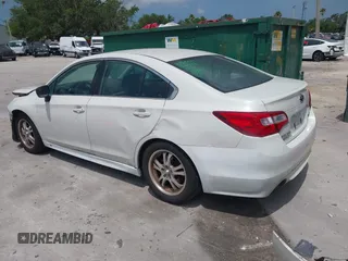 2015 Subaru Legacy 2.5i z VIN 4S3BNBA6XF3056799, wystawiony jako IAAI lot #42305989 z przebiegiem 111 138 mil mil oraz . Historia ofert i sprzedaży dostępna na DreamBid. Obrazek 3.