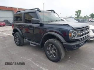 2021 Ford Bronco z VIN 1FMDE5AP1MLA69419, wystawiony jako IAAI lot #42276822 z przebiegiem 29 734 mil mil oraz . Historia ofert i sprzedaży dostępna na DreamBid. Obrazek 1.