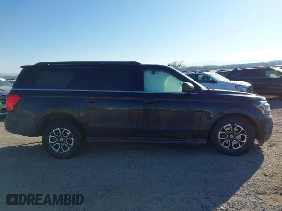 2024 Ford Expedition Max XLT with VIN 1FMJK1J83REA13961, listed as a IAAI auction lot 41411863 with 40,254 mi miles and . Bid and sale history available at DreamBid. Image 13.
