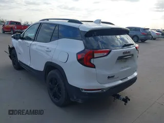2022 GMC Terrain AT4 z VIN 3GKALYEV1NL296739, wystawiony jako IAAI lot #41118630 z przebiegiem 28 366 mil mil oraz . Historia ofert i sprzedaży dostępna na DreamBid. Obrazek 3.