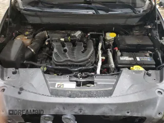 2015 Jeep Cherokee Latitude z VIN 1C4PJMCS9FW551890, wystawiony jako Copart lot #60148795 z przebiegiem 129 928 mil mil oraz Szkoda całkowita • Salvage title. Historia ofert i sprzedaży dostępna na DreamBid. Obrazek 12.