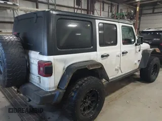 2018 Jeep Wrangler Unlimited Rubicon с VIN 1C4HJXFN7JW189336, выставлен на аукционе IAAI как лот 41642244 с пробегом 100 960 миль миль и . История ставок и продаж доступна на DreamBid. Изображение 4.