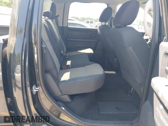 2012 Ram 2500 ST z VIN 3C6UD5CL2CG291018, wystawiony jako IAAI lot #42573010 z przebiegiem Nie podano mil oraz . Historia ofert i sprzedaży dostępna na DreamBid. Obrazek 8.