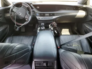 2018 Lexus LS z VIN JTHBYLFF2J5000342, wystawiony jako Copart lot #87950115 z przebiegiem 61 123 mil mil oraz Szkoda całkowita • Salvage title. Historia ofert i sprzedaży dostępna na DreamBid. Obrazek 8.