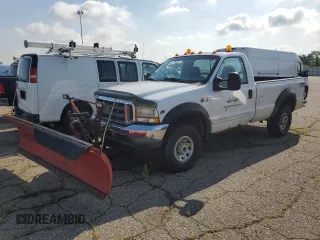 2002 Ford F-250 XL with VIN 1FTNF21L42EA29872, listed as a Copart auction lot 64374255 with 158,399 mi miles and Clean title. Bid and sale history available at DreamBid. Image 1.