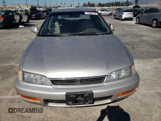 1996 Honda Accord Value with VIN 1HGCD5691TA249900, listed as a Copart auction lot 77683144 with 155,178 mi miles and Salvage Title. Bid and sale history available at DreamBid. Image 5.