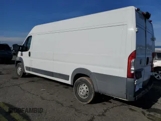 2018 Ram ProMaster Cargo with VIN 3C6URVJG2JE108281, listed as a Copart auction lot 84693304 with 210,677 mi miles and Clean Title. Bid and sale history available at carsss.com. Image 2.