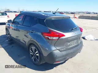 2020 Nissan Kicks SV with VIN 3N1CP5CV0LL550449, listed as a IAAI auction lot 41654345 with 71,297 mi miles. Bid and sale history available at carsss.com. Image 3.