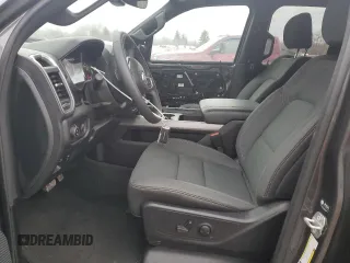 2024 Ram 1500 Big Horn z VIN 1C6RRFBG5RN156763, wystawiony jako Copart lot #50502885 z przebiegiem 8 329 mil mil oraz Szkoda całkowita • Salvage title. Historia ofert i sprzedaży dostępna na DreamBid. Obrazek 7.