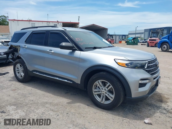 2023 Ford Explorer XLT with VIN 1FMSK7DH5PGB69004, listed as a IAAI auction lot 42517662 with 18,299 mi miles and . Bid and sale history available at DreamBid. Image 1.