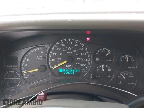 2000 Chevrolet Suburban LT with VIN 3GNFK16TXYG176564, listed as a IAAI auction lot 41785033 with 254,323 mi miles. Bid and sale history available at carsss.com. Image 7.