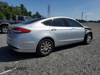 2017 Ford Fusion S with VIN 3FA6P0G72HR318664, listed as a Copart auction lot 53109925 with 85,884 mi miles and Salvage Title. Bid and sale history available at carsss.com. Image 3.