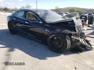 2016 Tesla Model S 90D with VIN 5YJSA1E26GF168260, listed as a Copart auction lot 48703154 with 90,567 mi miles and Salvage Title. Bid and sale history available at DreamBid. Image 4.