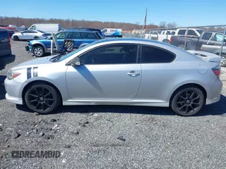 2005 Scion tC with VIN JTKDE177250058672, listed as a IAAI auction lot 41897545 with 194,989 mi miles. Bid and sale history available at carsss.com. Image 14.