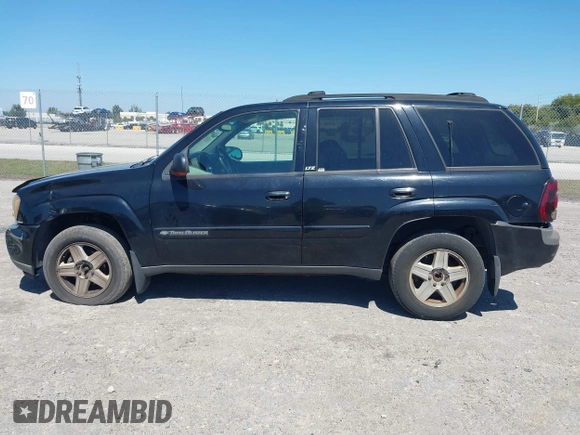 2002 Chevrolet TrailBlazer LTZ with VIN 1GNDT13S222183007, listed as a IAAI auction lot 41786630 with 216,878 mi miles and . Bid and sale history available at DreamBid. Image 14.