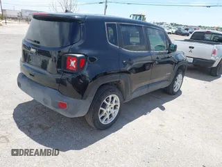 2023 Jeep Renegade Latitude with VIN ZACNJDB17PPP70052, listed as a IAAI auction lot 42223663 with 27,606 mi miles and . Bid and sale history available at DreamBid. Image 4.