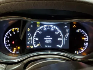2019 Jeep Grand Cherokee Overland with VIN 1C4RJFCT3KC687246, listed as a Copart auction lot 52098394 with 74,113 mi miles and Salvage Title. Bid and sale history available at carsss.com. Image 9.