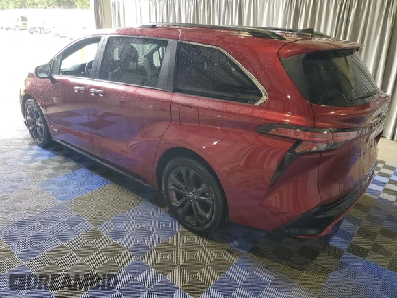 2021 Toyota Sienna XSE with VIN 5TDDRKEC1MS021660, listed as a Copart auction lot 60449624 with 16,194 mi miles and Clean Title. Bid and sale history available at DreamBid. Image 2.