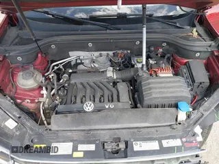 2018 Volkswagen Atlas SEL with VIN 1V2MR2CA3JC569544, listed as a IAAI auction lot 42271392 with 123,960 mi miles and . Bid and sale history available at DreamBid. Image 10.
