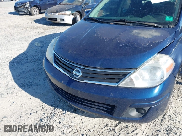 2010 Nissan Versa 1.8 S with VIN 3N1BC1APXAL374513, listed as a IAAI auction lot 42050825 with 262,600 mi miles. Bid and sale history available at carsss.com. Image 6.
