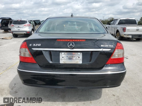 2008 Mercedes-Benz E 320 with VIN WDBUF22X28B294053, listed as a Copart auction lot 51842435 with 194,732 mi miles and Clean Title. Bid and sale history available at DreamBid. Image 6.