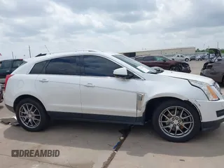 2016 Cadillac SRX Luxury Collection with VIN 3GYFNEE37GS584342, listed as a IAAI auction lot 42115642 with 110,306 mi miles and . Bid and sale history available at carsss.com. Image 13.