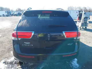 2014 Lincoln MKX with VIN 2LMDJ6JK1EBL18295, listed as a IAAI auction lot 41658053 with 93,931 mi miles. Bid and sale history available at carsss.com. Image 16.