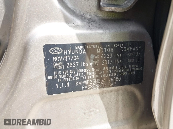 2005 Hyundai Sonata GLS with VIN KMHWF35H65A176380, listed as a IAAI auction lot 41940947 with 84,706 mi miles. Bid and sale history available at carsss.com. Image 9.