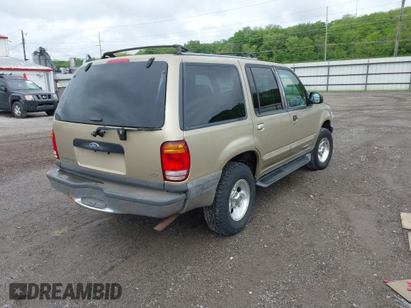 1999 Ford Explorer XLT with VIN 1FMZU34E0XZB98745, listed as a IAAI auction lot 42291282 with 174,133 mi miles and . Bid and sale history available at DreamBid. Image 4.