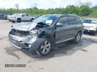 2011 Toyota Highlander Limited with VIN 5TDYK3EH8BS043420, listed as a IAAI auction lot 41936665 with 205,590 mi miles and . Bid and sale history available at DreamBid. Image 17.