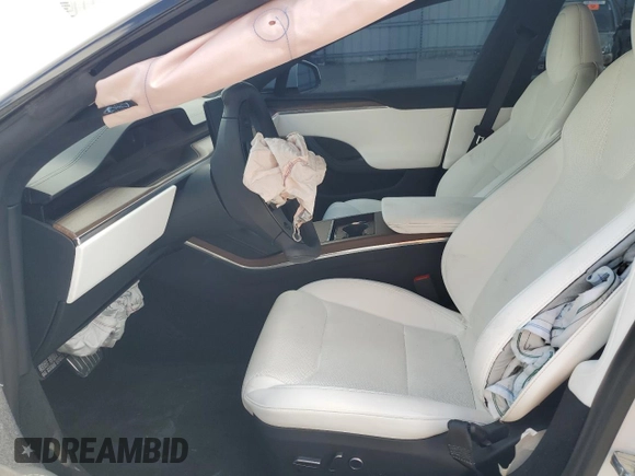 2022 Tesla Model S z VIN 5YJSA1E57NF474679, wystawiony jako Copart lot #56608285 z przebiegiem Nie podano mil oraz Szkoda całkowita • Salvage title. Historia ofert i sprzedaży dostępna na DreamBid. Obrazek 7.