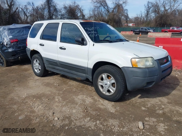 2003 Ford Escape XLT Popular 2 with VIN 1FMCU93163KB78008, listed as a IAAI auction lot 41660779 with 153,898 mi miles. Bid and sale history available at carsss.com. Image 1.