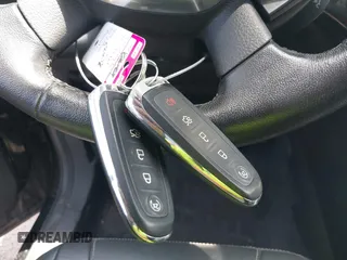 2013 Ford Escape Titanium с VIN 1FMCU9J9XDUC68731, выставлен на аукционе IAAI как лот 42285070 с пробегом 106 493 миль миль и . История ставок и продаж доступна на DreamBid. Изображение 11.