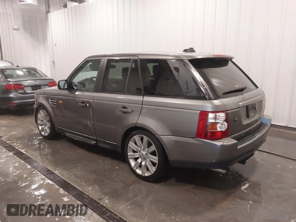 2008 Land Rover Range Rover Sport SC with VIN SALSH23438A137783, listed as a IAAI auction lot 42011109 with 235,113 mi miles and . Bid and sale history available at DreamBid. Image 3.