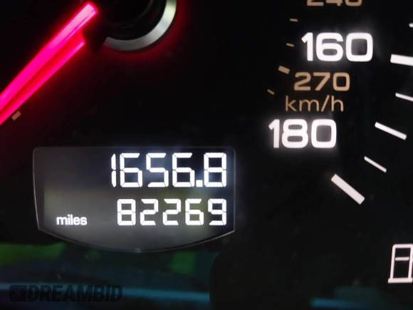 2015 Audi Q7 Premium Plus с VIN WA1LGAFE7FD027337, выставлен на аукционе IAAI как лот 42182400 с пробегом 82 269 миль миль и . История ставок и продаж доступна на DreamBid. Изображение 16.