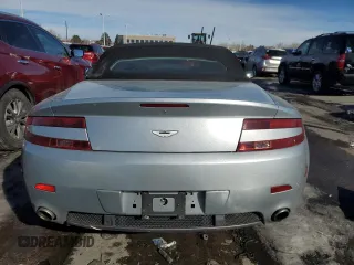 2008 Aston Martin Vantage z VIN SCFBF04B18GD08286, wystawiony jako Copart lot #42556915 z przebiegiem 24 881 mil mil oraz Szkoda całkowita • Salvage title. Historia ofert i sprzedaży dostępna na DreamBid. Obrazek 6.