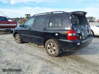 2007 Toyota Highlander with VIN JTEGD21A270158030, listed as a IAAI auction lot 41872550 with 261,250 mi miles. Bid and sale history available at carsss.com. Image 3.