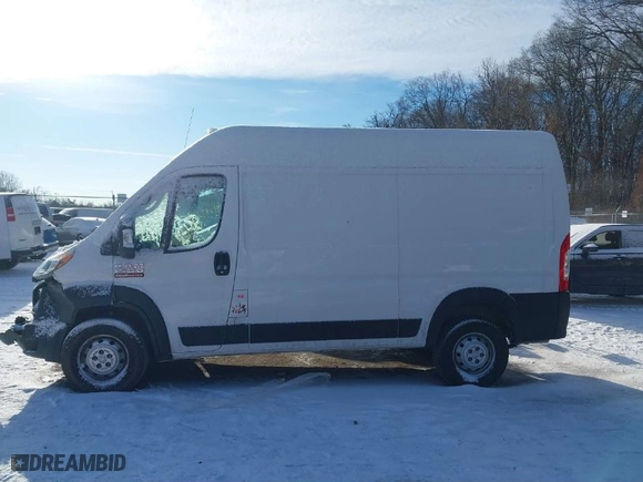2020 Ram ProMaster Cargo Van with VIN 3C6TRVBG0LE125464, listed as a IAAI auction lot 41346400 with 99,460 mi miles. Bid and sale history available at carsss.com. Image 14.