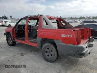2002 Chevrolet Avalanche with VIN 3GNEC13T52G282702, listed as a Copart auction lot 62172665 with 184,024 mi miles and Salvage title. Bid and sale history available at DreamBid. Image 2.