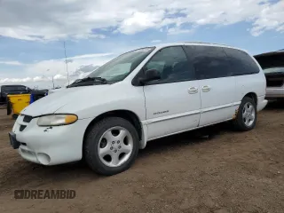 2000 Dodge Caravan ES with VIN 1B4GP74L7YB656006, listed as a Copart auction lot 60086795 with 236,821 mi miles and Clean title. Bid and sale history available at DreamBid. Image 1.