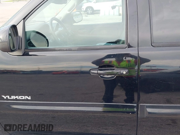 2009 GMC Yukon SLT 4SB with VIN 1GKFK33049R209059, listed as a IAAI auction lot 41673686 with 206,570 mi miles and . Bid and sale history available at DreamBid. Image 6.