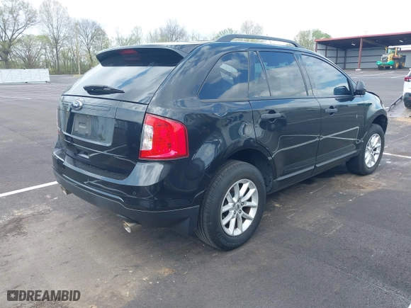 2014 Ford Edge SE with VIN 2FMDK3GC2EBA61445, listed as a IAAI auction lot 41962589 with 133,724 mi miles. Bid and sale history available at carsss.com. Image 4.