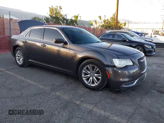 2018 Chrysler 300 Touring with VIN 2C3CCAAG3JH209062, listed as a IAAI auction lot 41146099 with 150,403 mi miles. Bid and sale history available at carsss.com. Image 1.