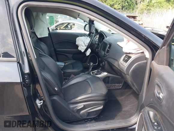 2018 Jeep Compass Latitude with VIN 3C4NJDBB2JT114644, listed as a IAAI auction lot 42499210 with 82,988 mi miles and . Bid and sale history available at DreamBid. Image 5.