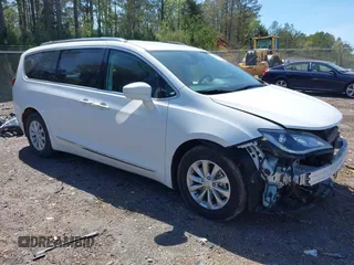 2018 Chrysler Pacifica Touring L Plus z VIN 2C4RC1EG9JR131199, wystawiony jako IAAI lot #41866059 z przebiegiem 36 686 mil mil oraz . Historia ofert i sprzedaży dostępna na DreamBid. Obrazek 1.