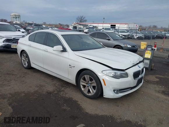2012 BMW 5 Series 528i xDrive with VIN WBAXH5C53CDW10660, listed as a IAAI auction lot 41016708 with 157,757 mi miles and . Bid and sale history available at carsss.com. Image 1.