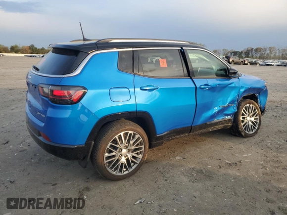 2022 Jeep Compass Limited with VIN 3C4NJDCB6NT105806, listed as a Copart auction lot 52670825 with 15,417 mi miles and Salvage title. Bid and sale history available at DreamBid. Image 3.