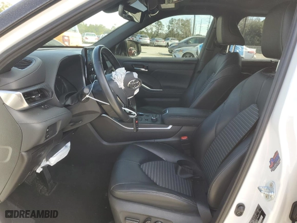 2021 Toyota Highlander XSE with VIN 5TDLZRBH3MS116161, listed as a Copart auction lot 45929985 with 39,557 mi miles and Salvage Title. Bid and sale history available at carsss.com. Image 7.